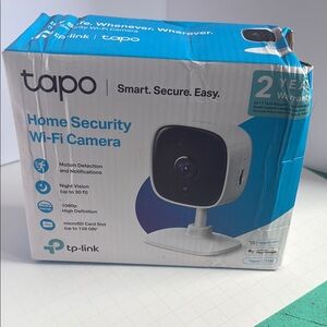 TP-Link Tapo Home Security Wi-Fi Camera - White and Blue